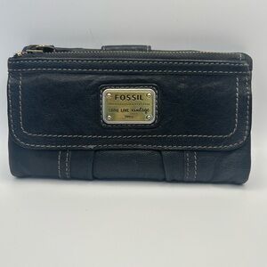 Fossil Emory Long Live Vintage 1954 wallet. Black leather
